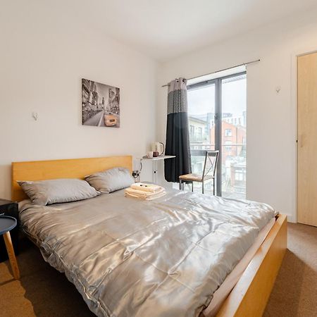 Room In Cardiff City Center - Swiftstay Zewnętrze zdjęcie